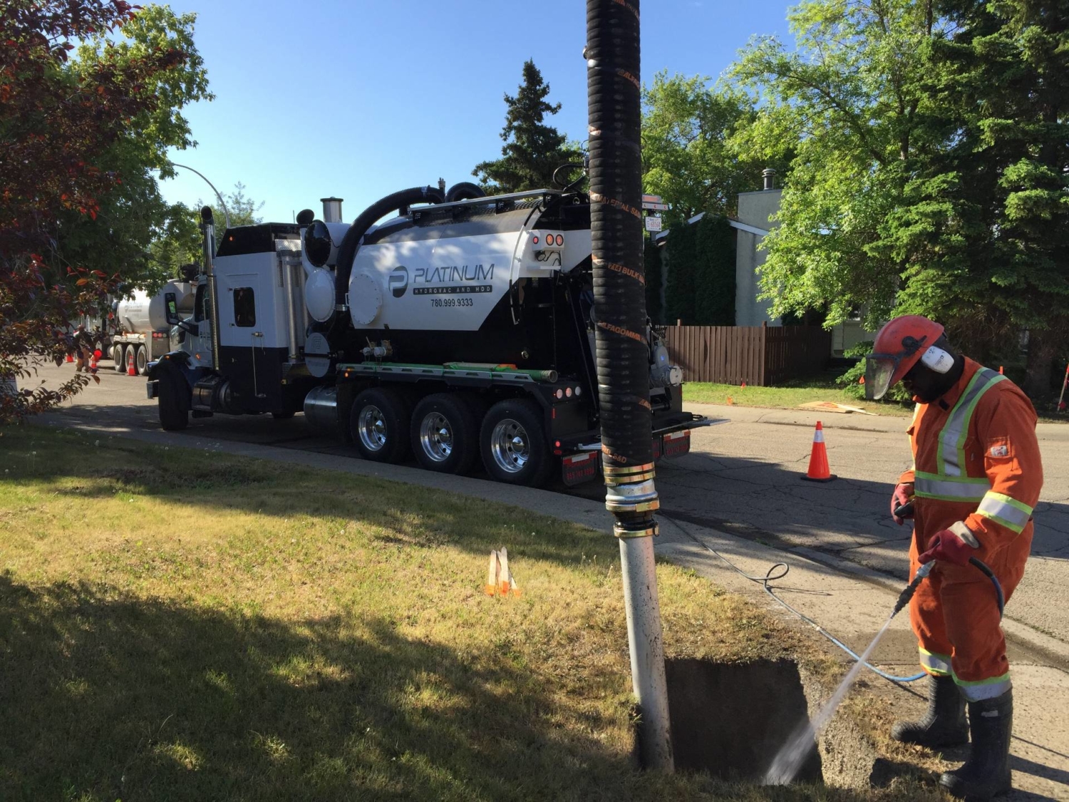 Hydrovac Services Platinum Hydrovac and Horizontal Directional Drilling